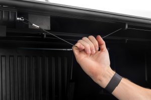 GMC Sierra 1500 Limited Hard Low Profile Bed Cover - Rough Country - Tri-Fold - 2019 GMC Sierra 1500 Limited Hard Low Profile Bed Cover - Rough Country - Tri-Fold - 2019